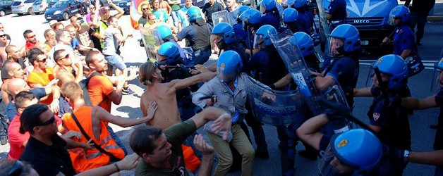 Trieste Free Port workers on strike for International law: the Italian government sends police